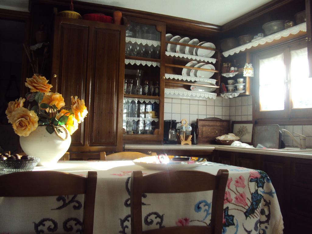 Villa Katoikia Me Ta Pitharia Prínos Esterno foto