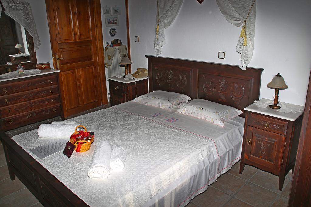 Villa Katoikia Me Ta Pitharia Prínos Esterno foto